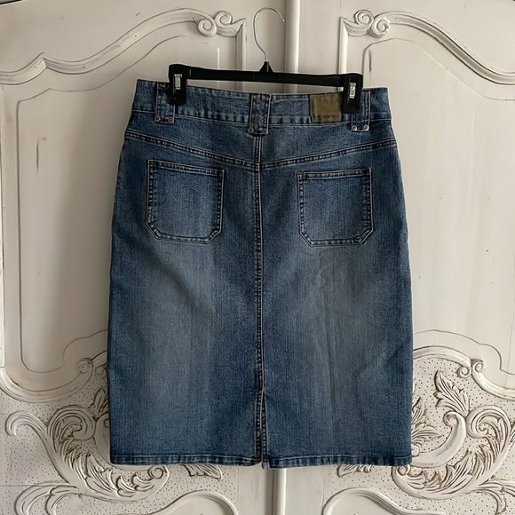 Vintage B.U.M Equipment Stretch Denim Skirt - Picture 6 of 6